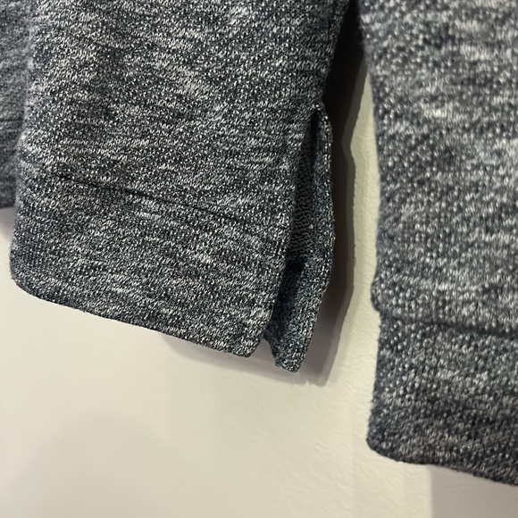 Women’s medium hooded lace up sweatshirt - Picture 2 of 5